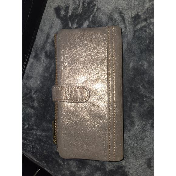 FOSSIL Soft Metallic Bronze Leather Flap Clutch Wallet - Picture 8 of 9